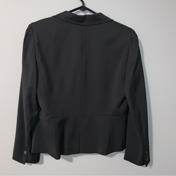 TAHARI BLAZER SIZE 14 women’s black - Picture 3 of 5